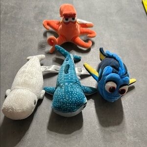Finding Dory Set of 4 Disney Plush Toys